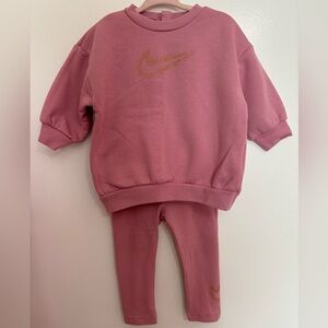 12m Nike matching set (NEVER WORN)